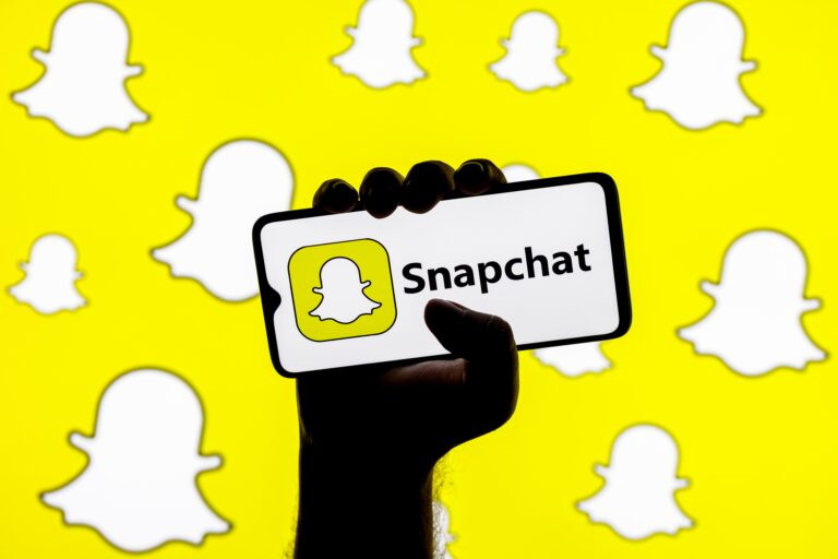Snapchat - Mạng xã hội chia sẻ khoảnh khắc